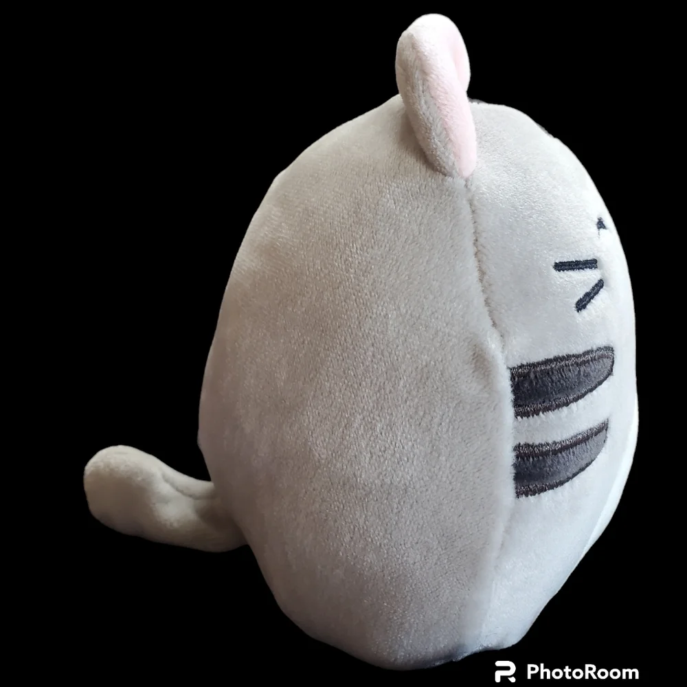 Squishmallow Tally the Cat 2018. 5